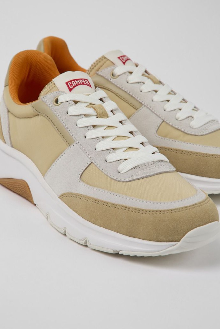 Camper Zapatillas | Sneakers De Nobuk Beige Y Blancas Para Hombre