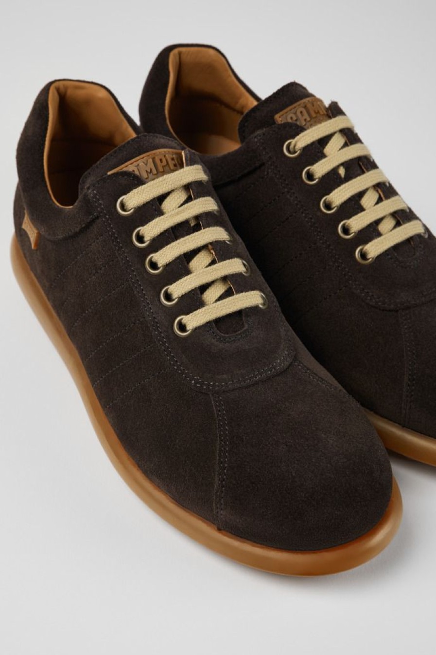 Camper Zapatos Casual | Zapatos Grises De Nobuk Vegetal Para Hombre